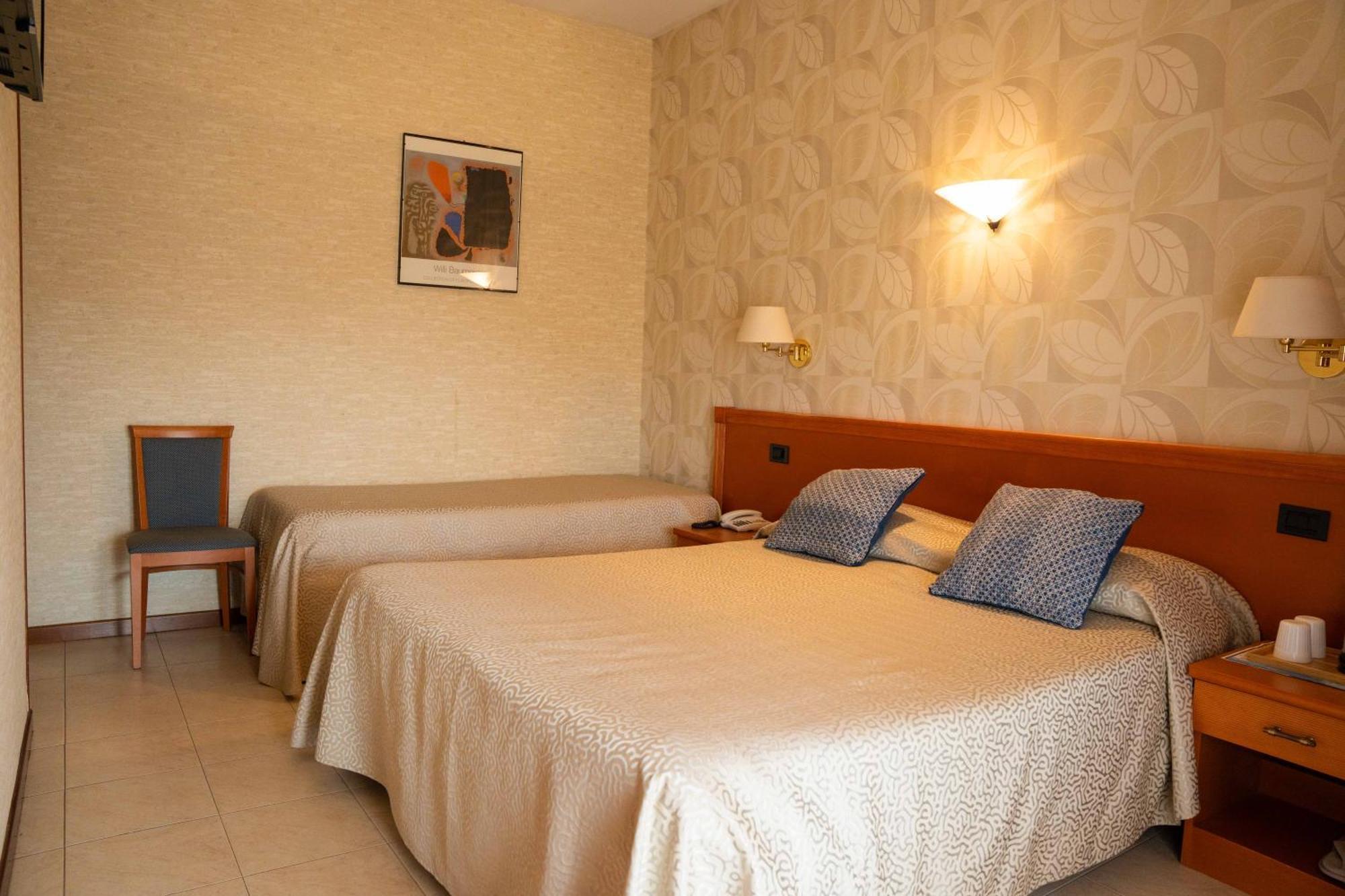 Hotel Pardini فياريجيو المظهر الخارجي الصورة